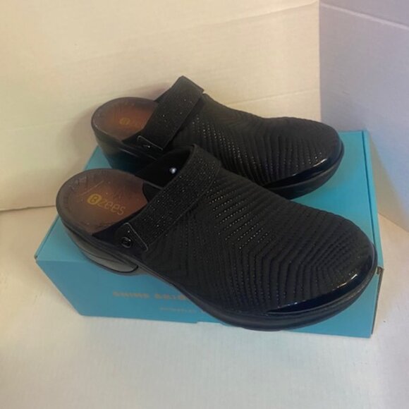 Bzees Women's Kitty Clogs Black Elastic Slingback Wedge, size 10 (NEW) - Picture 4 of 8